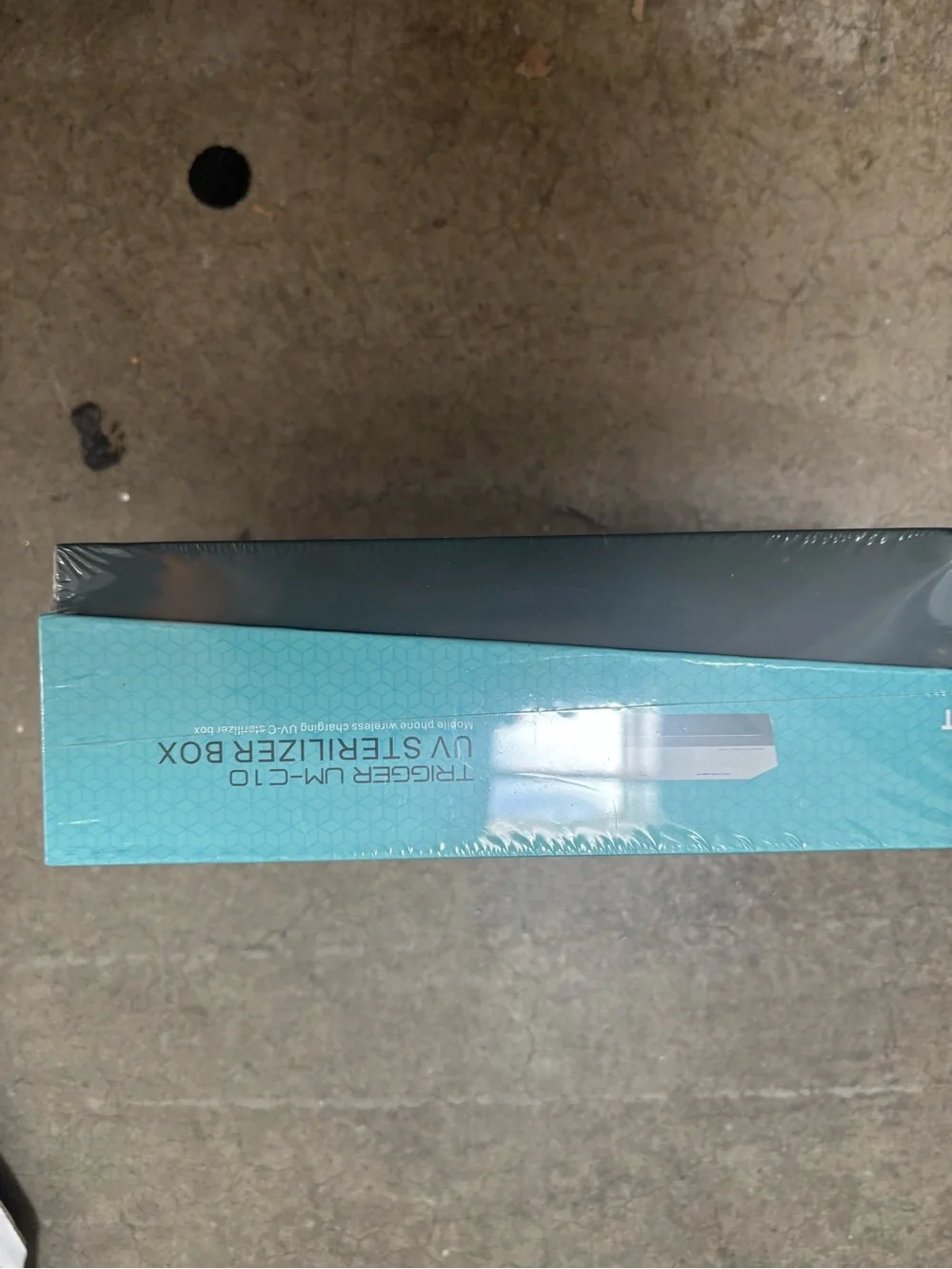 White UV Box Sterilizer with Wireless Charging